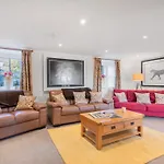 5 Bed In Kendal Oc-76617 *