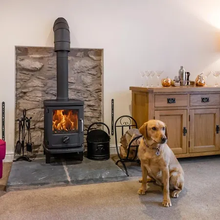 5 Bed In Kendal Oc-76617 * Crosthwaite