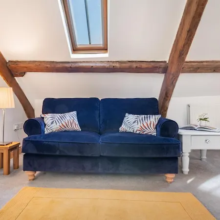 5 Bed In Kendal Oc-76617 * Crosthwaite